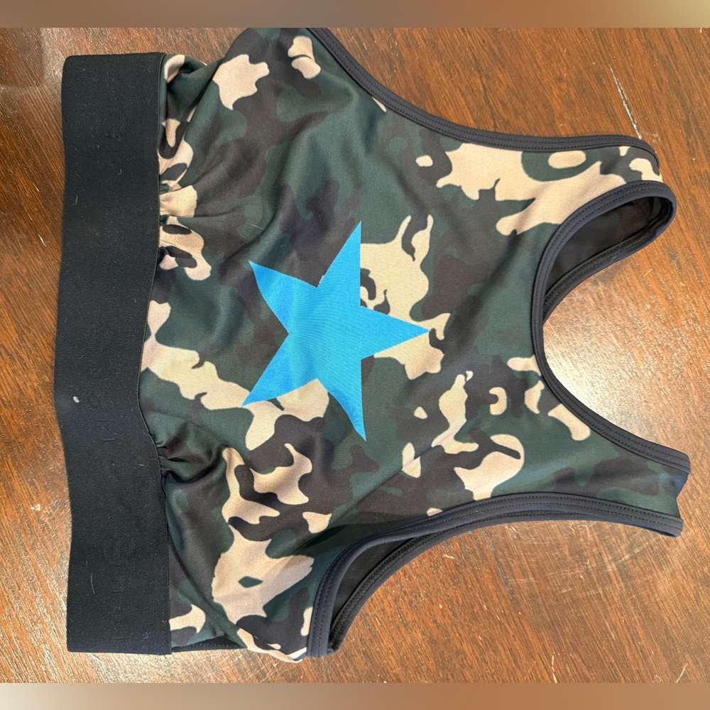 Camouflage Sports Bra with Blue Star from Noli